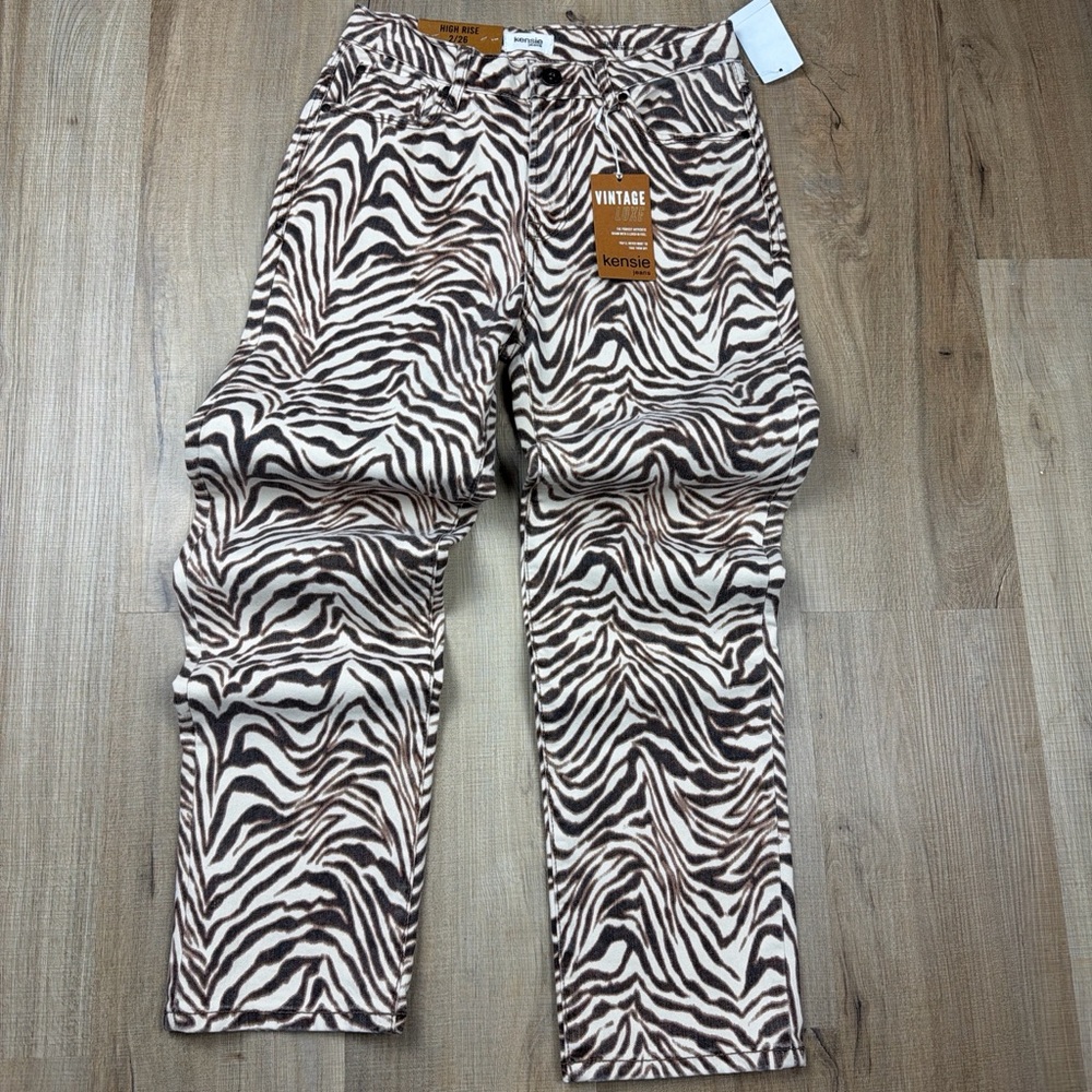 Kensie The Ella High Rise Straight Leg Zebra Print Jeans Cream Brown NWT Size 2